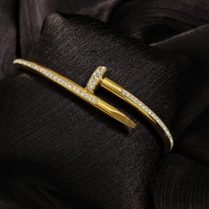 anti tarnish jewelry