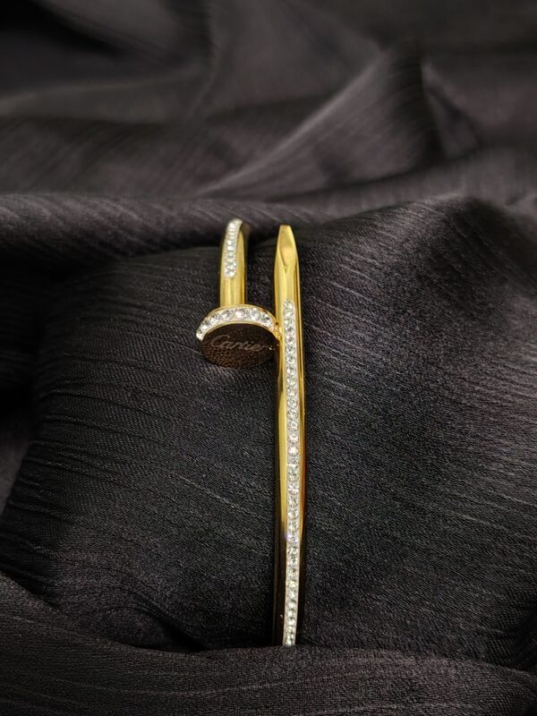 nail bracelet